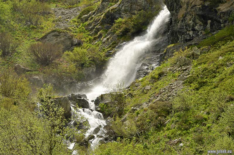 Waterfall, Valgaudemar valley, Écrins