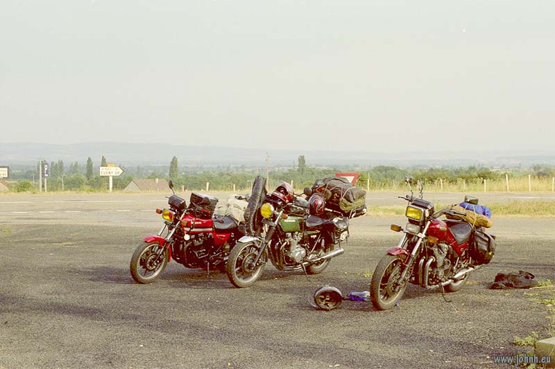 Riding mates
