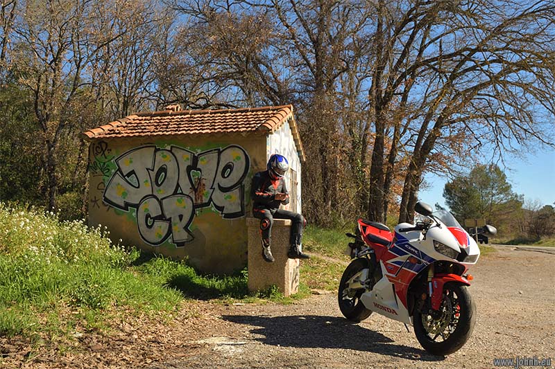 Riding my CBR600RR in Provence